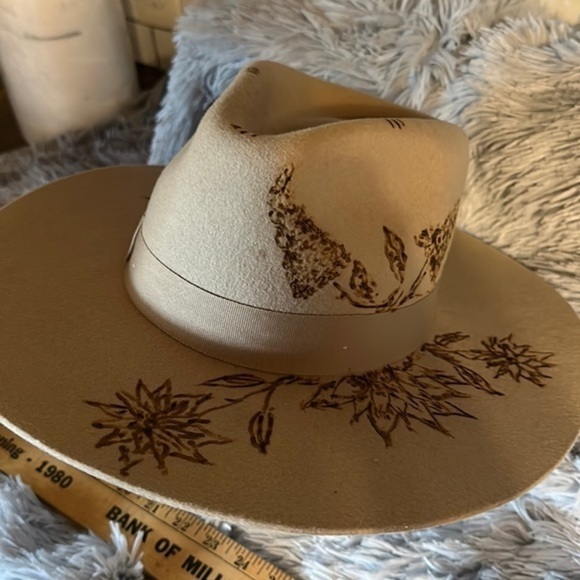 Accessories - 100 percent wool custom burned cowboy hat.